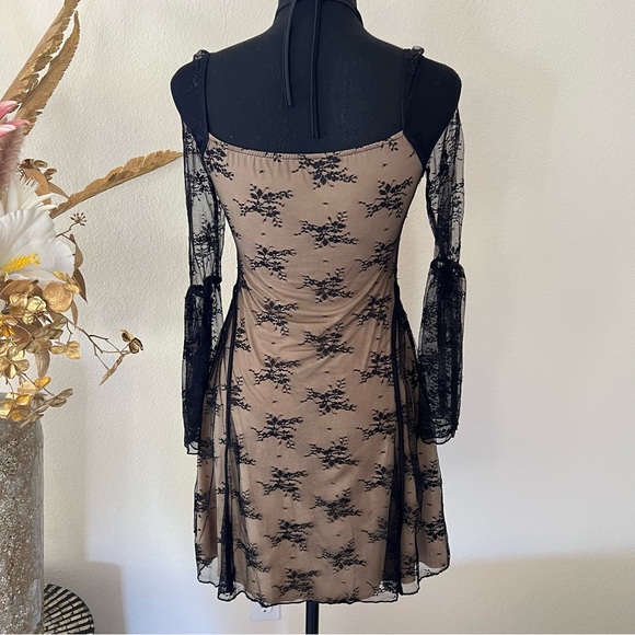 Whimsygoth Black Lace Overlay Fitted Mini Dress with Lace Bell Sleeves NWT - Picture 4 of 10